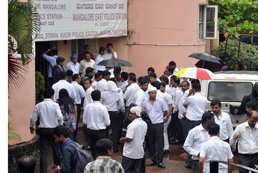 Kadri inspector Nagaraj suspended for alleged assault on lawyer 1